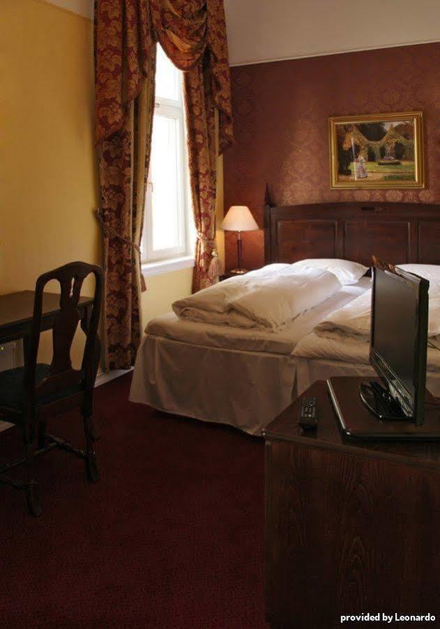 Grand Hotel هالدن الغرفة الصورة